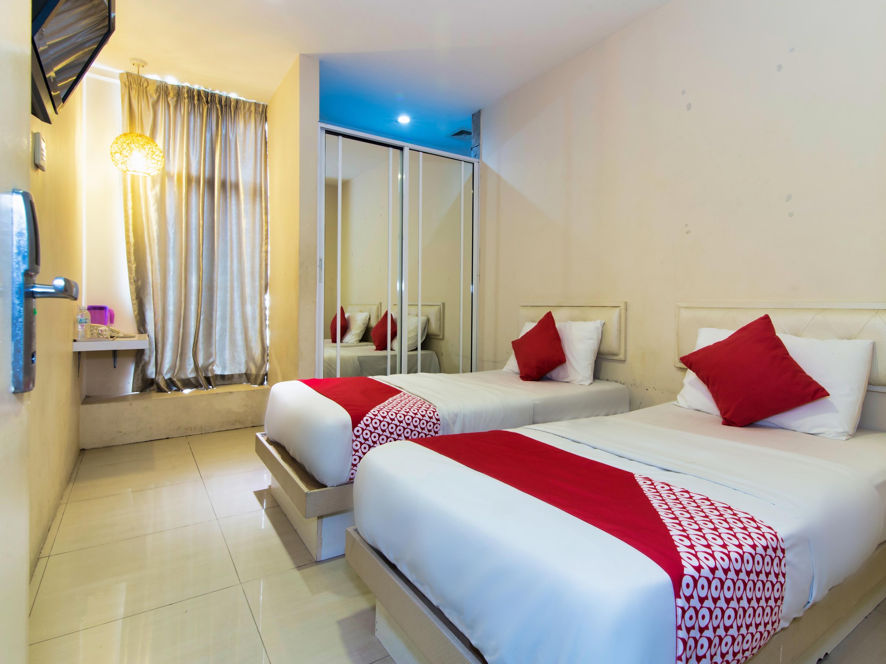 Oyo 479 The Green Hotel Ампанг Екстериор снимка