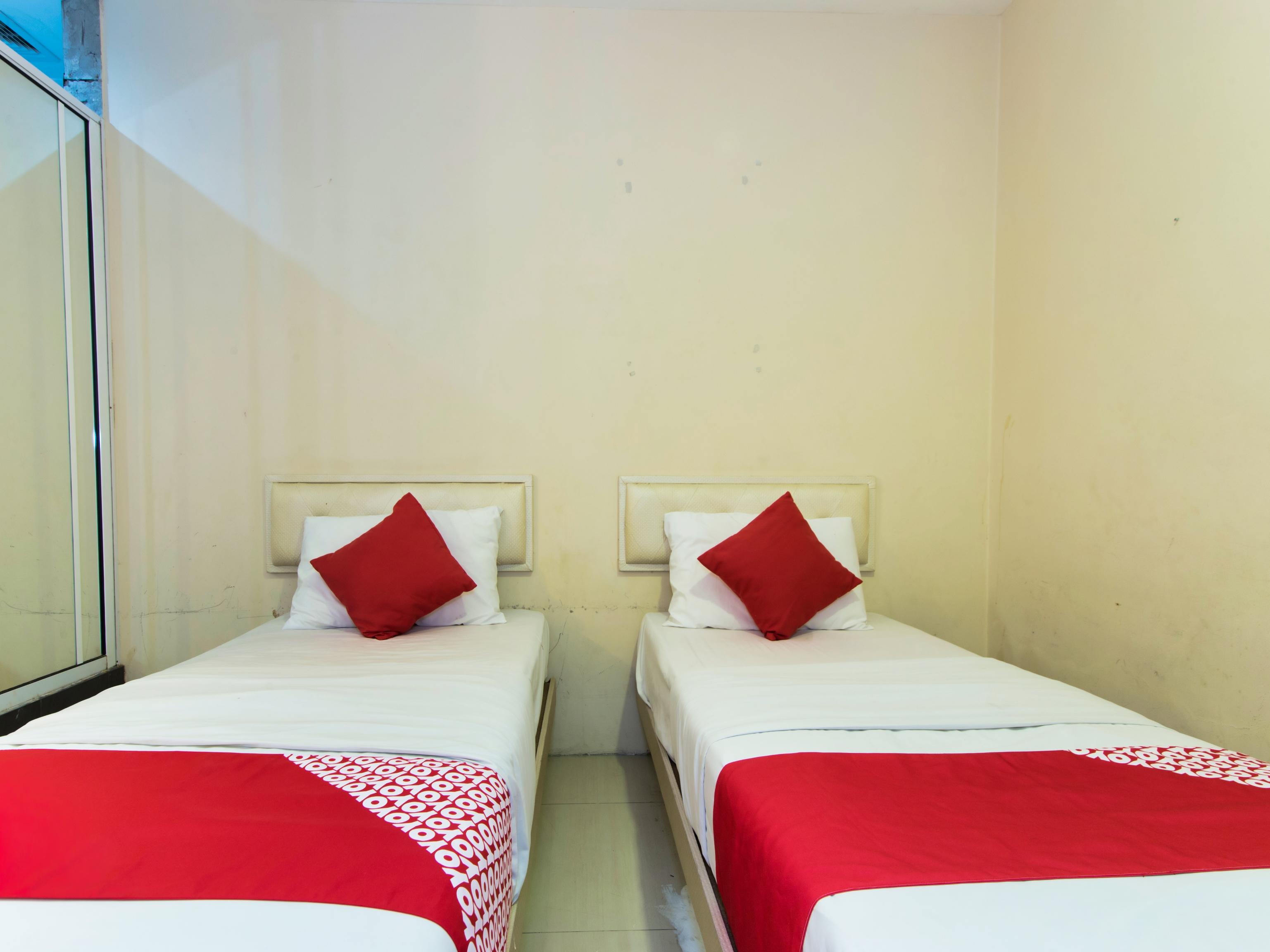 Oyo 479 The Green Hotel Ампанг Екстериор снимка