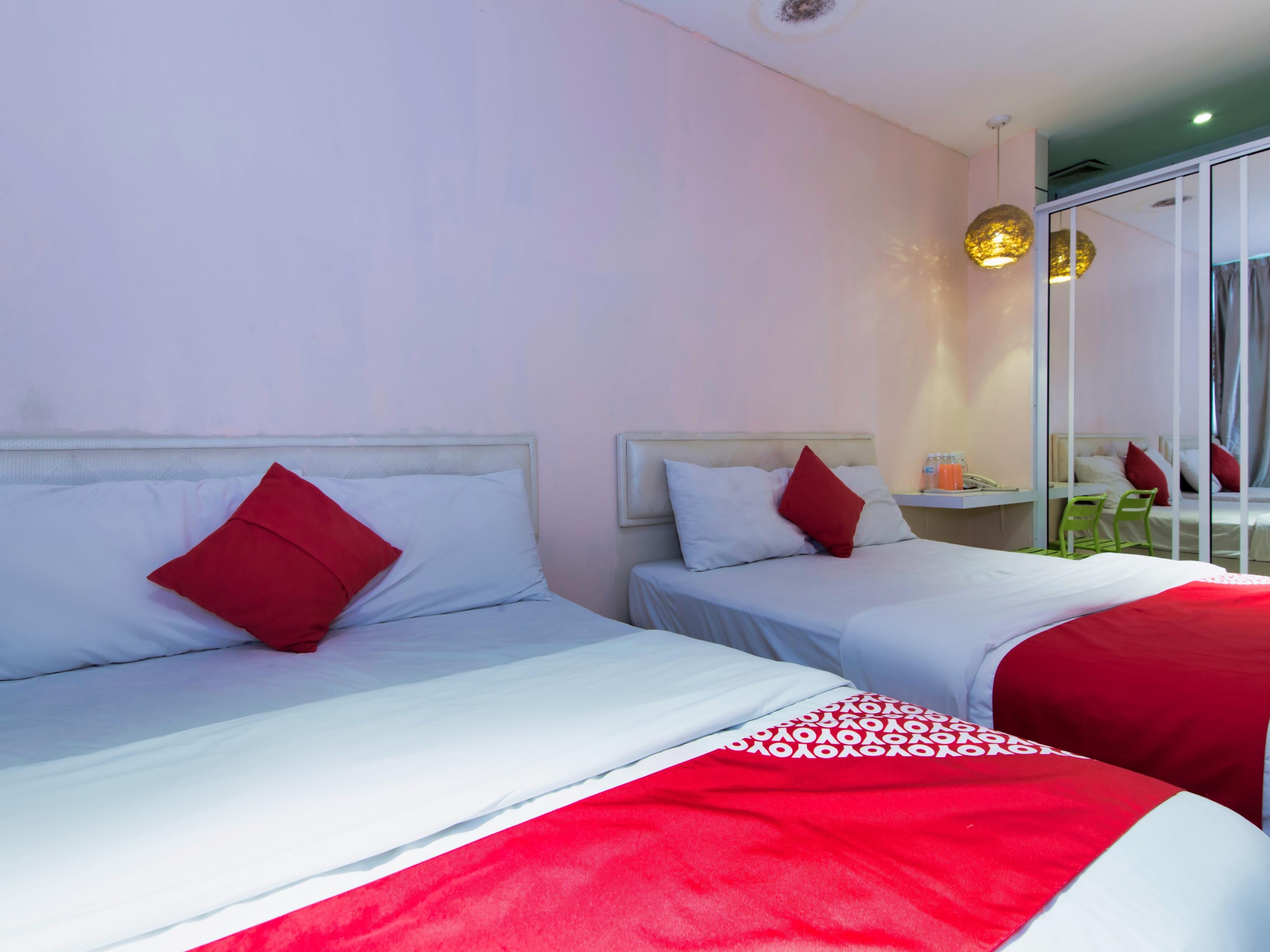Oyo 479 The Green Hotel Ампанг Екстериор снимка