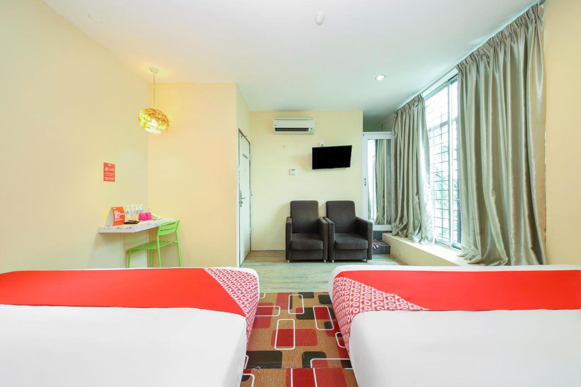 Oyo 479 The Green Hotel Ампанг Екстериор снимка