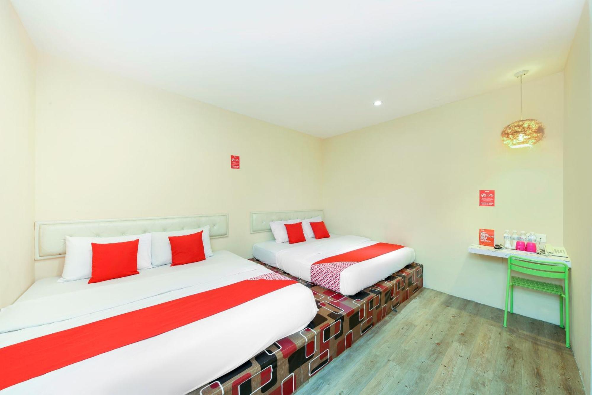 Oyo 479 The Green Hotel Ампанг Екстериор снимка