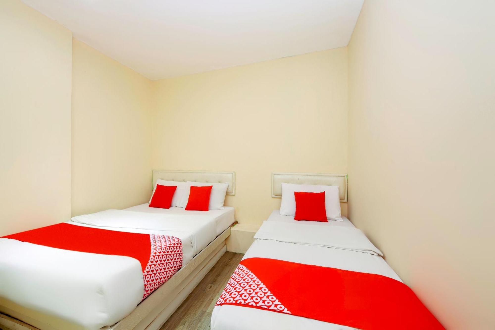 Oyo 479 The Green Hotel Ампанг Екстериор снимка