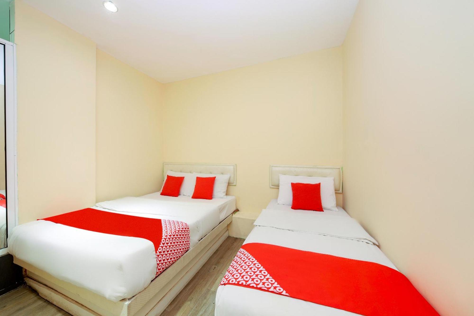 Oyo 479 The Green Hotel Ампанг Екстериор снимка