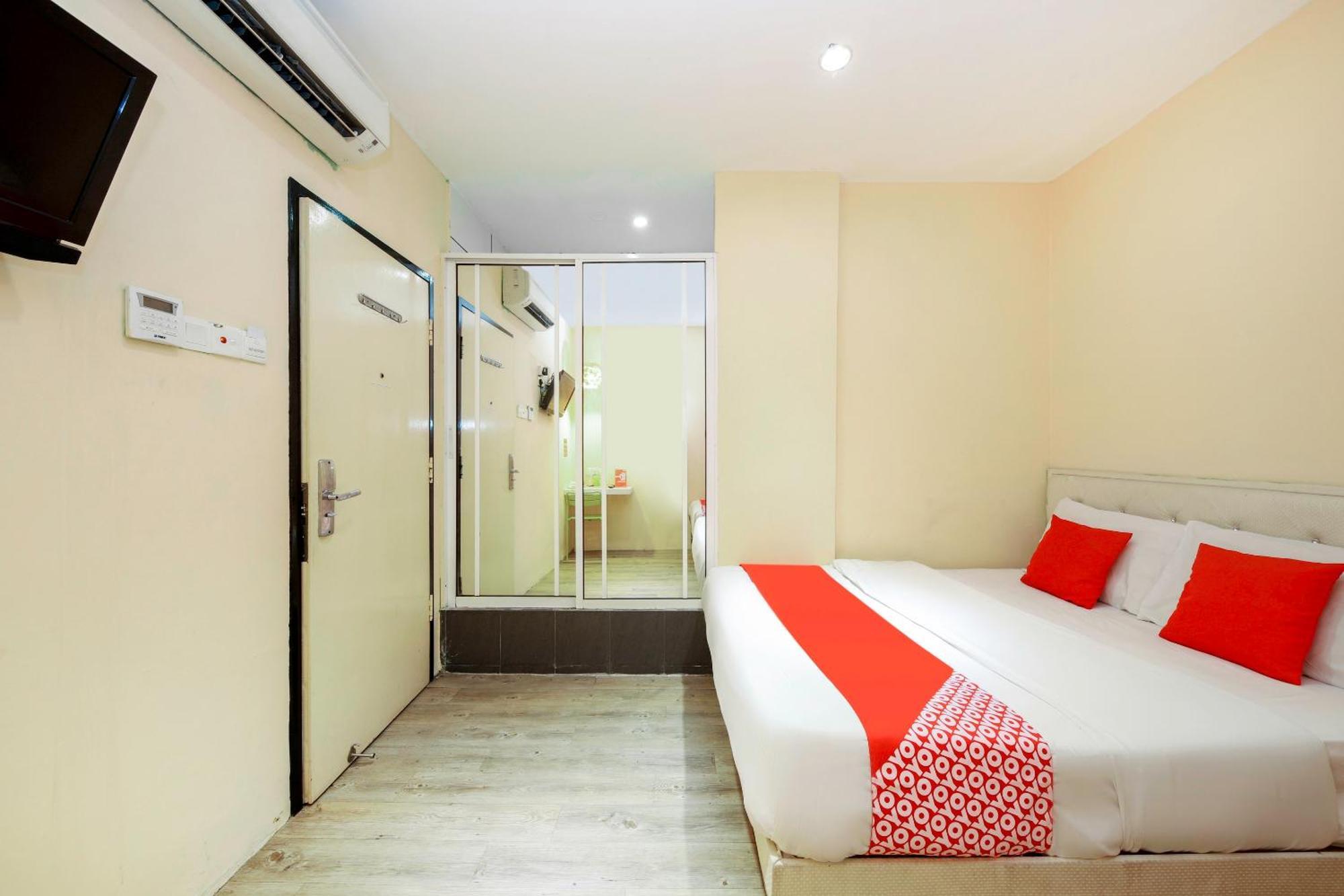 Oyo 479 The Green Hotel Ампанг Екстериор снимка