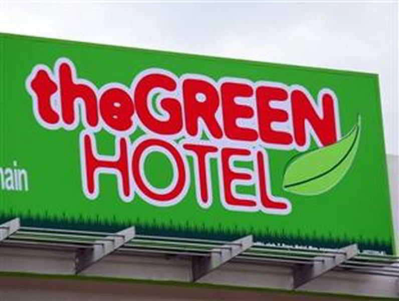 Oyo 479 The Green Hotel Ампанг Екстериор снимка