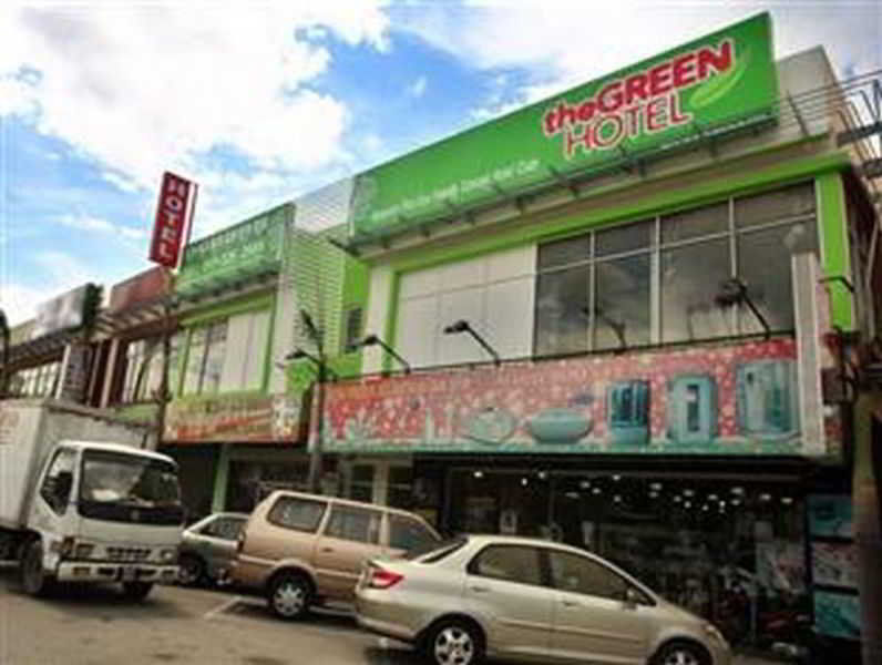 Oyo 479 The Green Hotel Ампанг Екстериор снимка