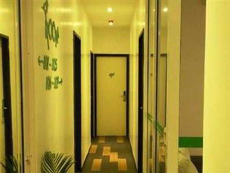 Oyo 479 The Green Hotel Ампанг Екстериор снимка