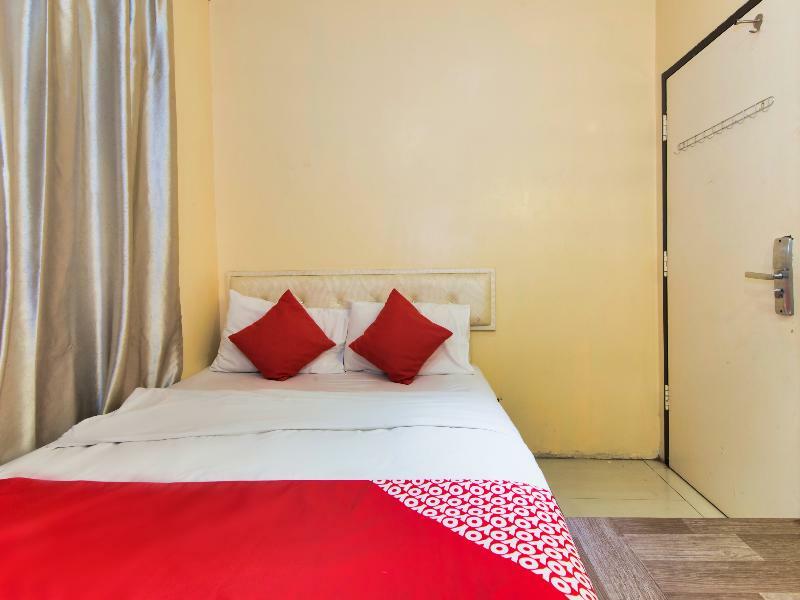 Oyo 479 The Green Hotel Ампанг Екстериор снимка